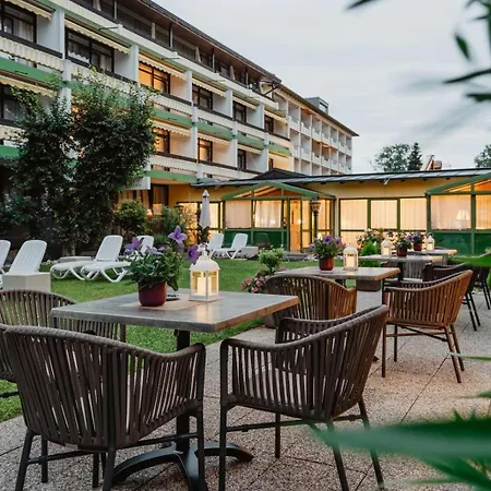 Hotel Unter Den Linden 3*