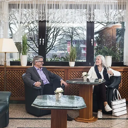 Hotel Unter Den Linden 3*
