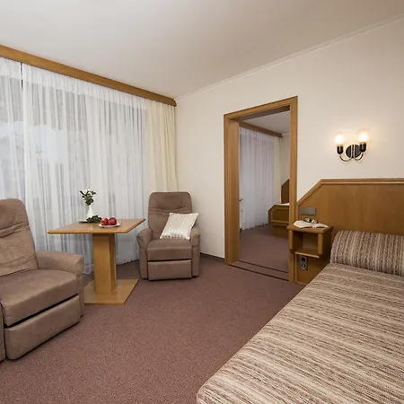 Unter Den Linden 酒店 3*