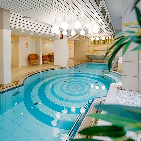 Unter Den Linden Hotel 3*