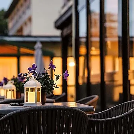 Hotel Unter Den Linden 3*